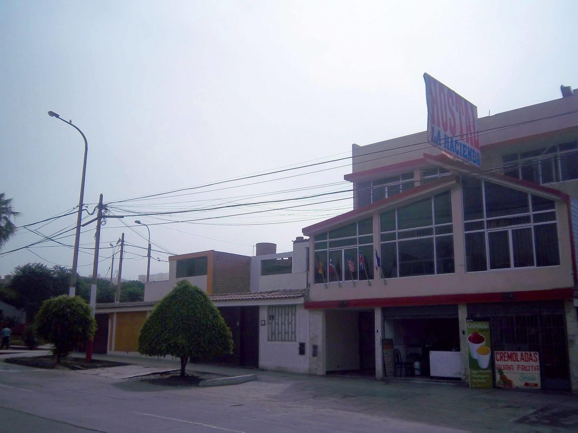 La Hacienda Peruana Hostel Lima Exterior photo